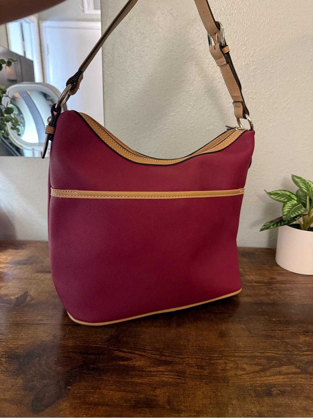 Giani Bernini Burgundy & Tan Hobo Shoulder Bag - Picture 4 of 13